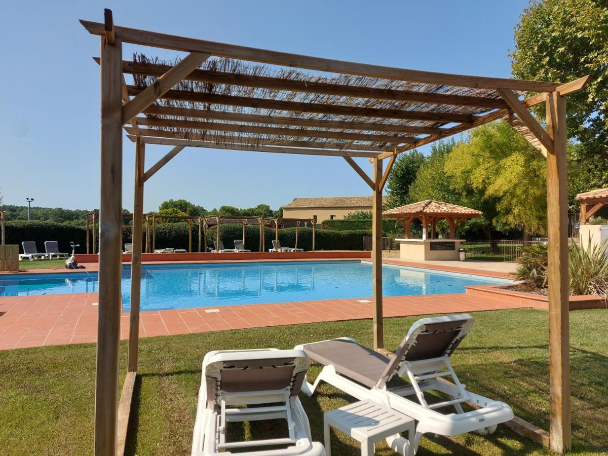 Mercure Aix-En-Provence Sainte-Victoire Chateauneuf-le-Rouge Екстер'єр фото