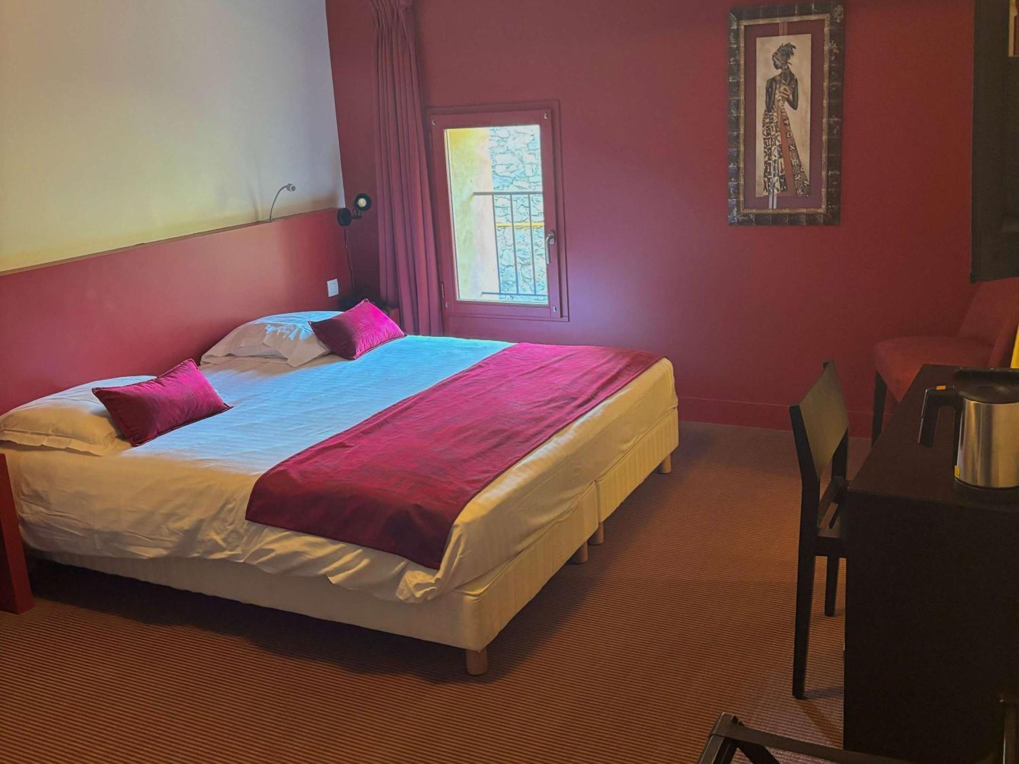 Mercure Aix-En-Provence Sainte-Victoire Chateauneuf-le-Rouge Екстер'єр фото