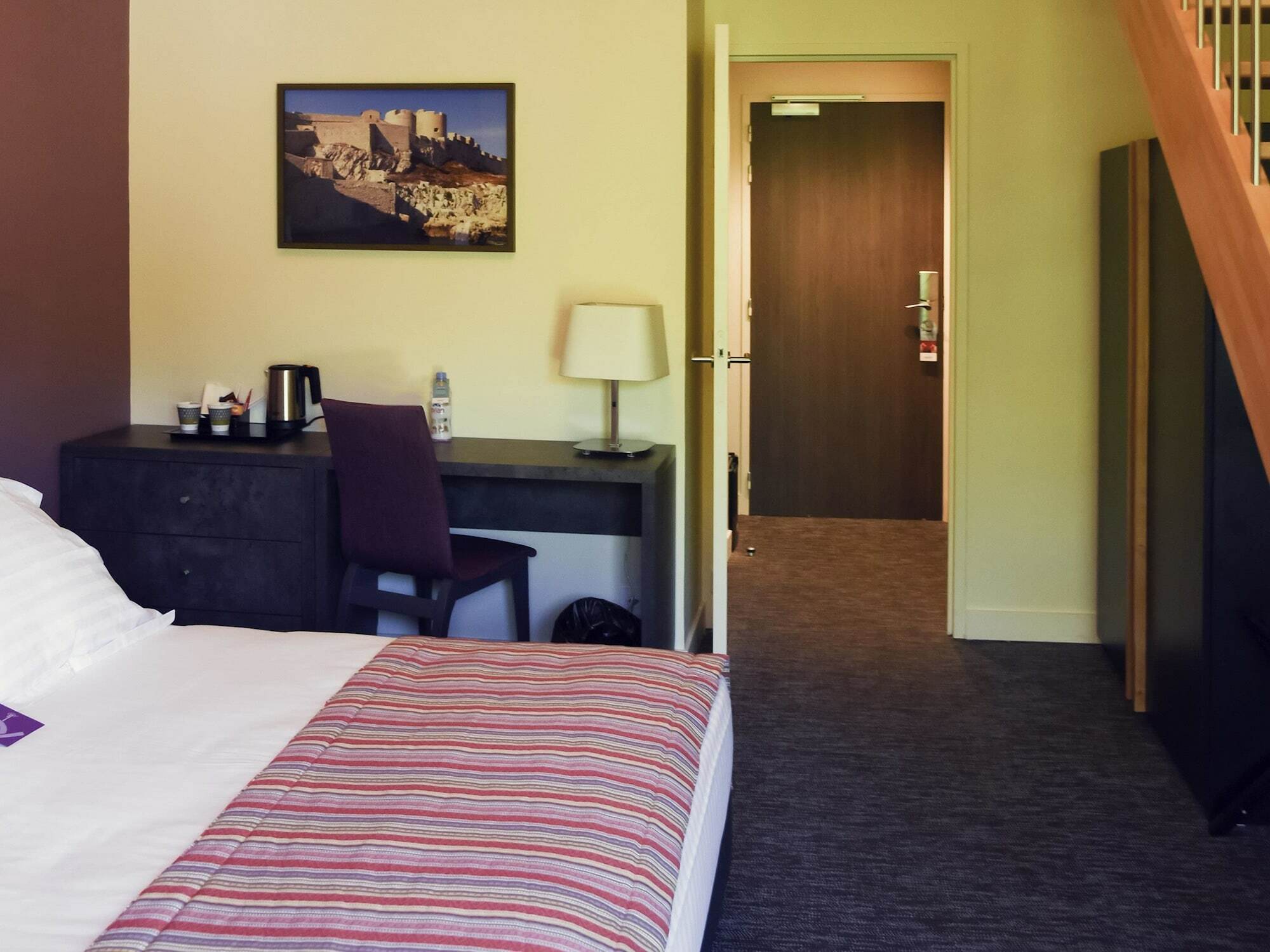 Mercure Aix-En-Provence Sainte-Victoire Chateauneuf-le-Rouge Екстер'єр фото
